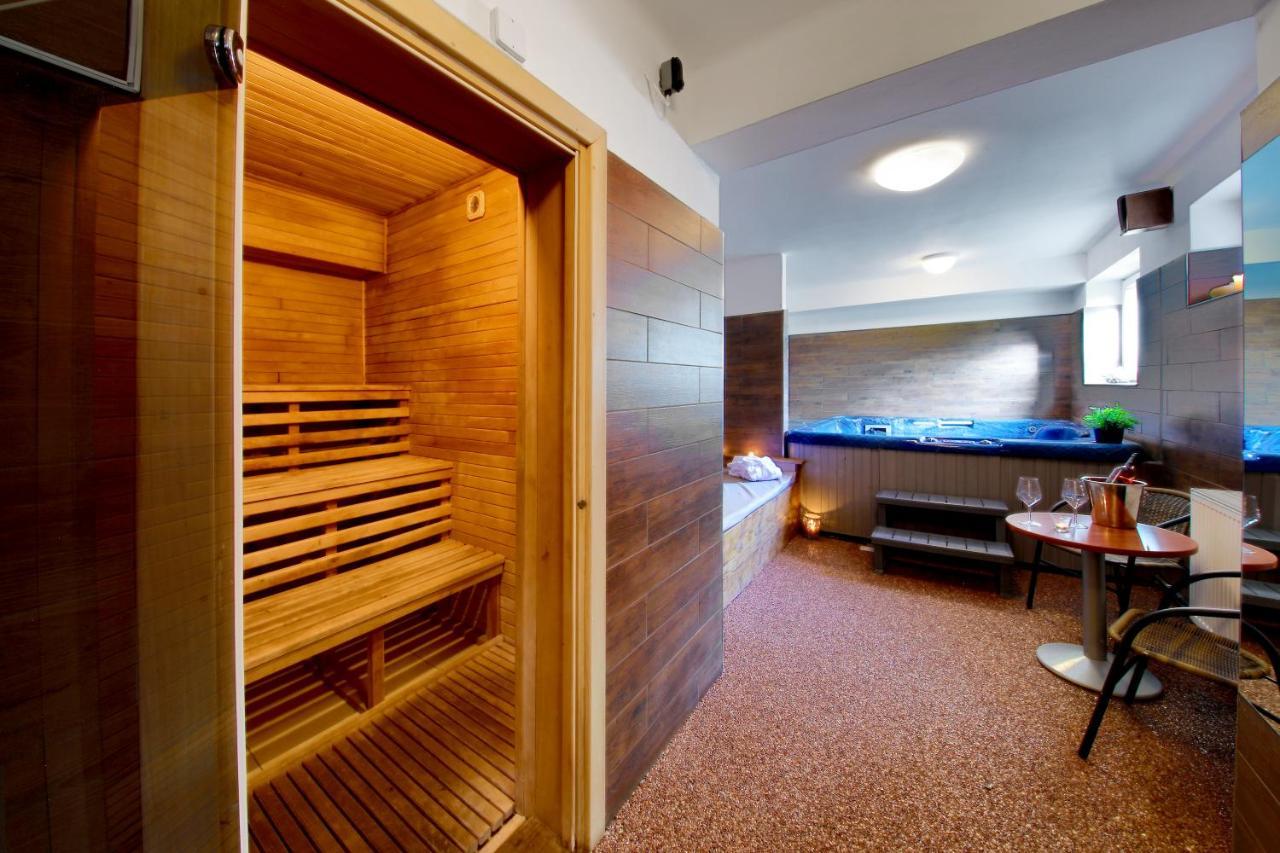 Hotel Brada Jičín المظهر الخارجي الصورة