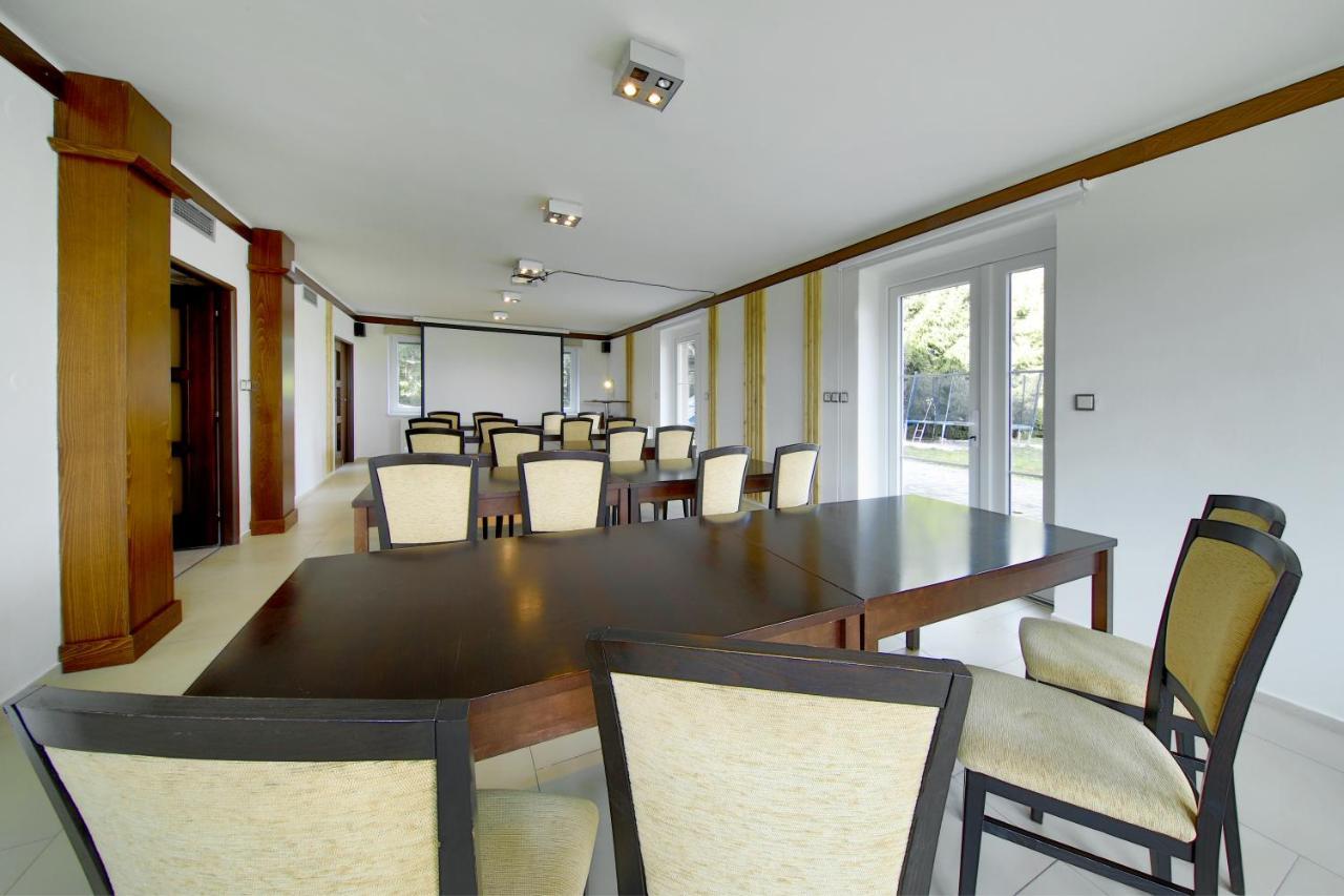 Hotel Brada Jičín المظهر الخارجي الصورة