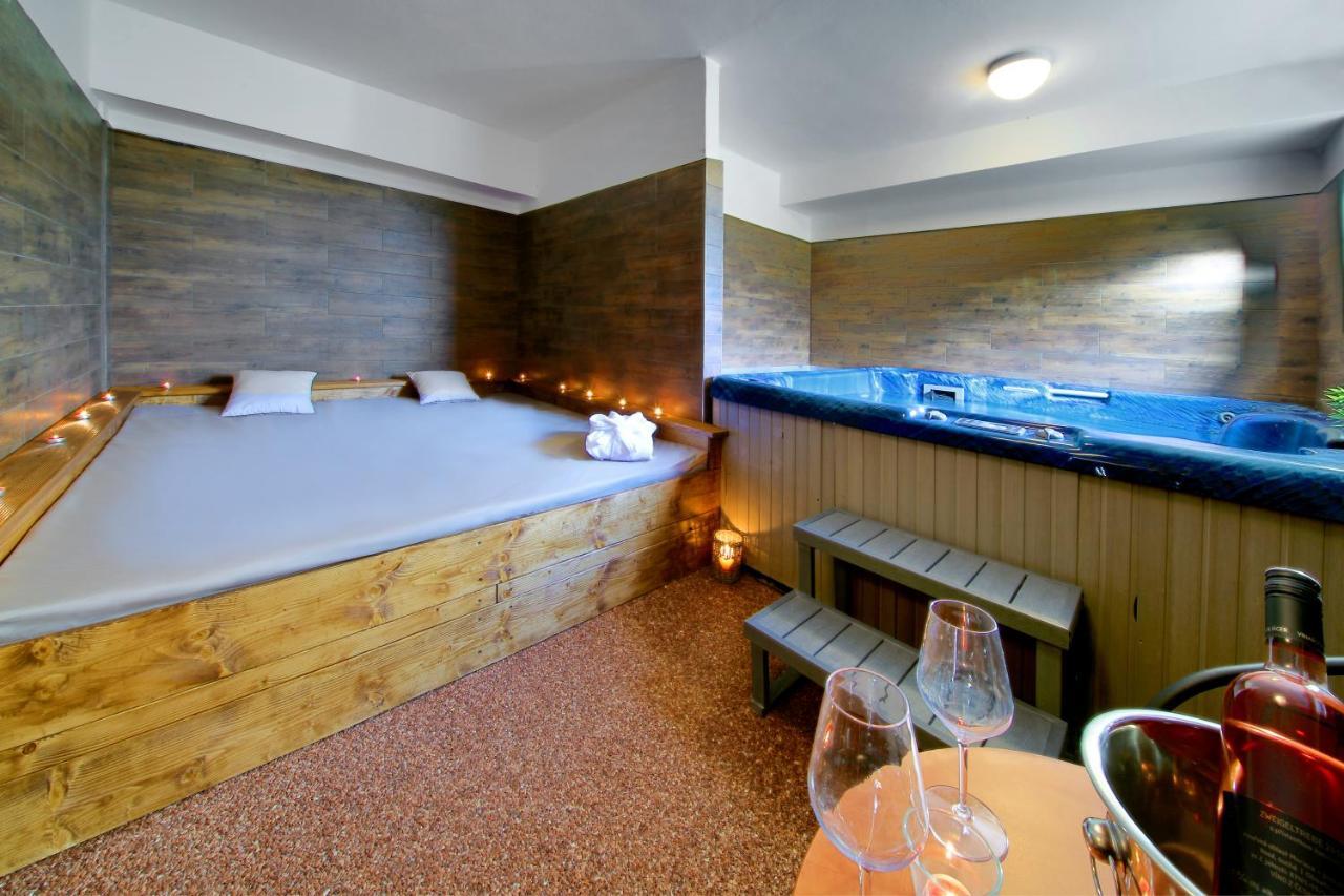 Hotel Brada Jičín المظهر الخارجي الصورة