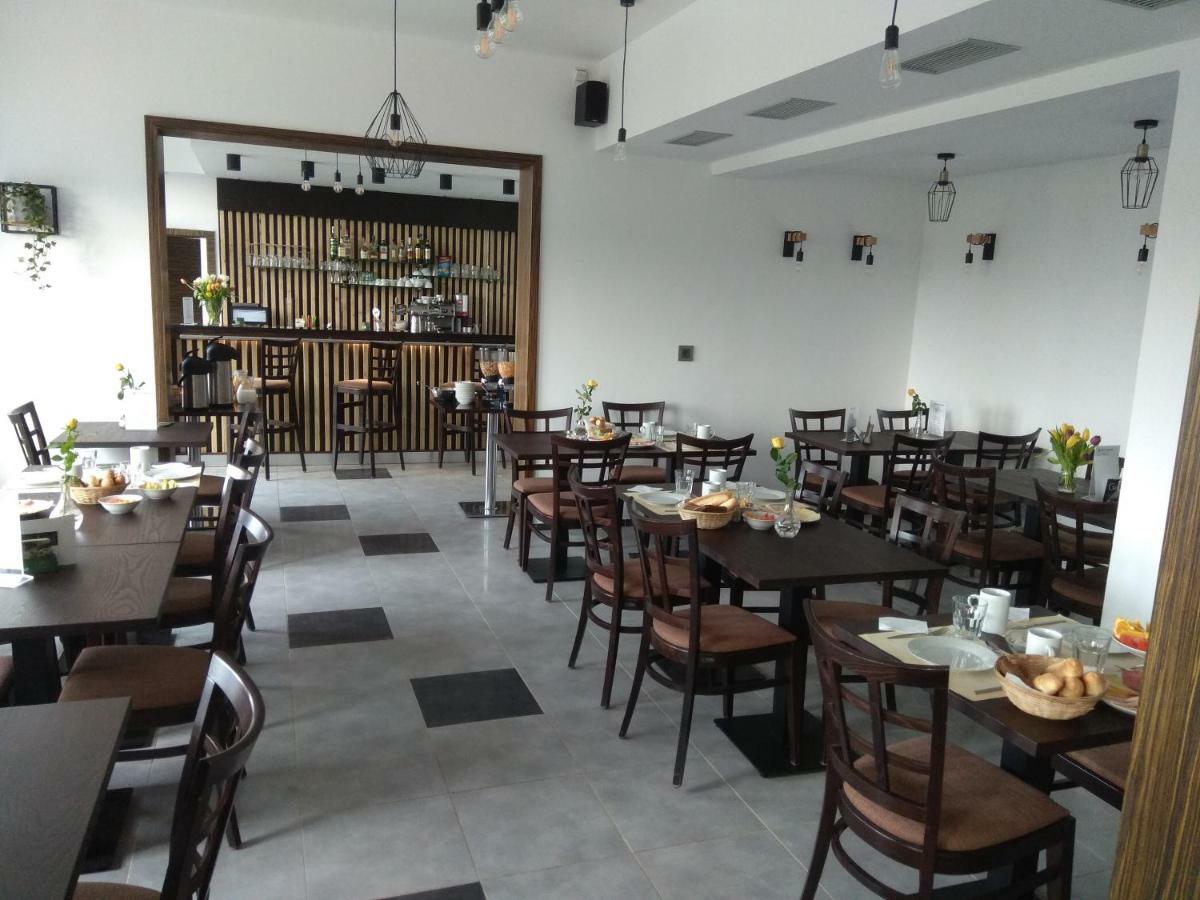Hotel Brada Jičín المظهر الخارجي الصورة